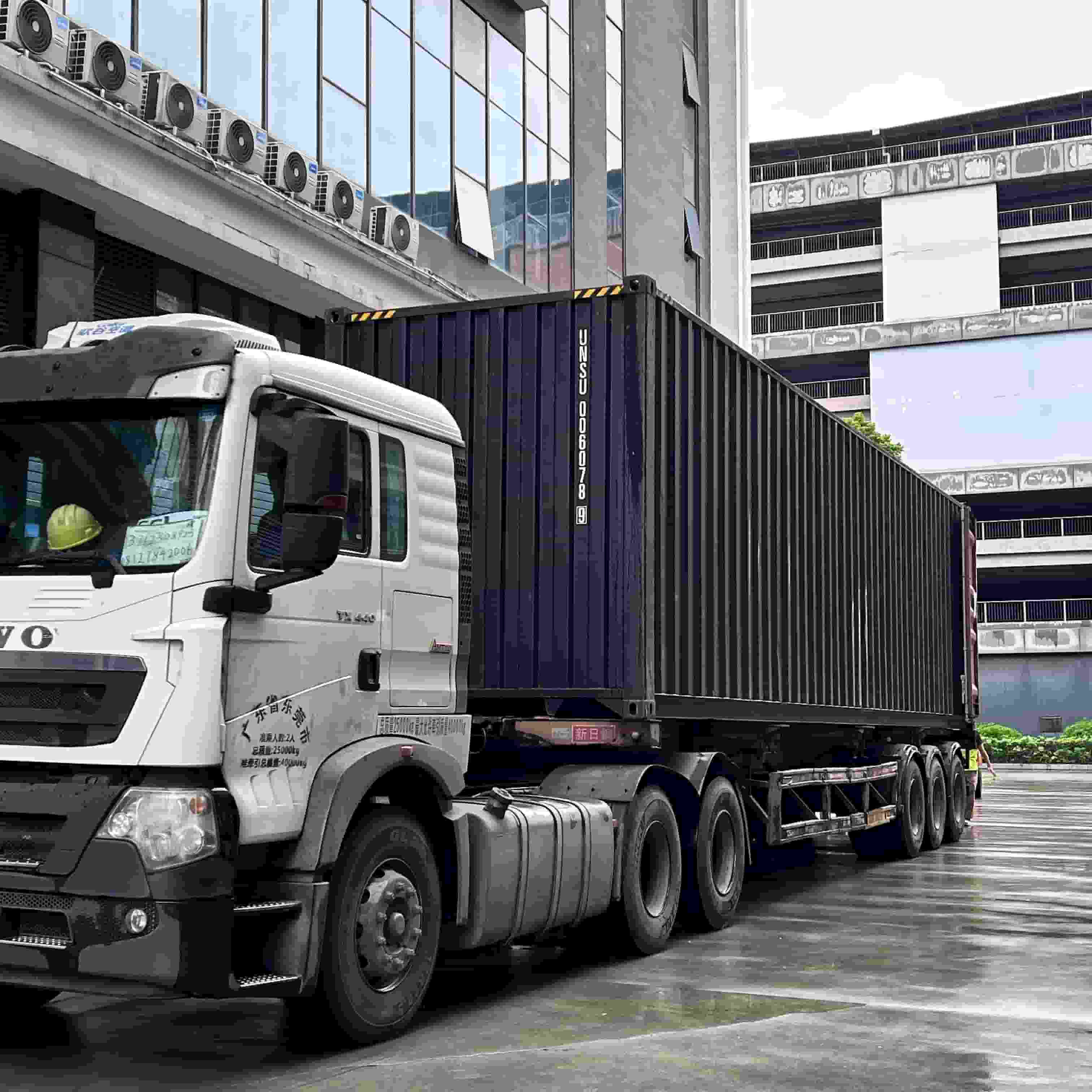 Hengsheng Otomatik Parçaları, dışa aktarma konteyner yükleme görevini başarıyla tamamlar